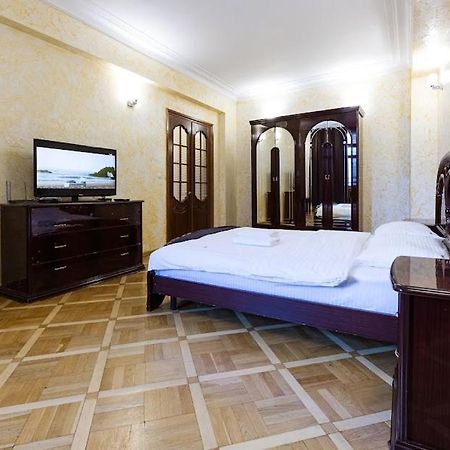 Apartment Arena City 911 Kyiv Exterior photo